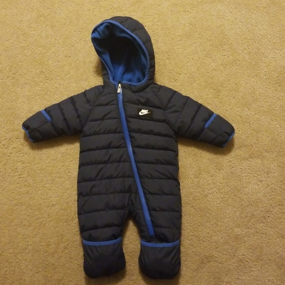Nike Snow Suit